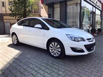 Opel Astra Otomatik Kiralama